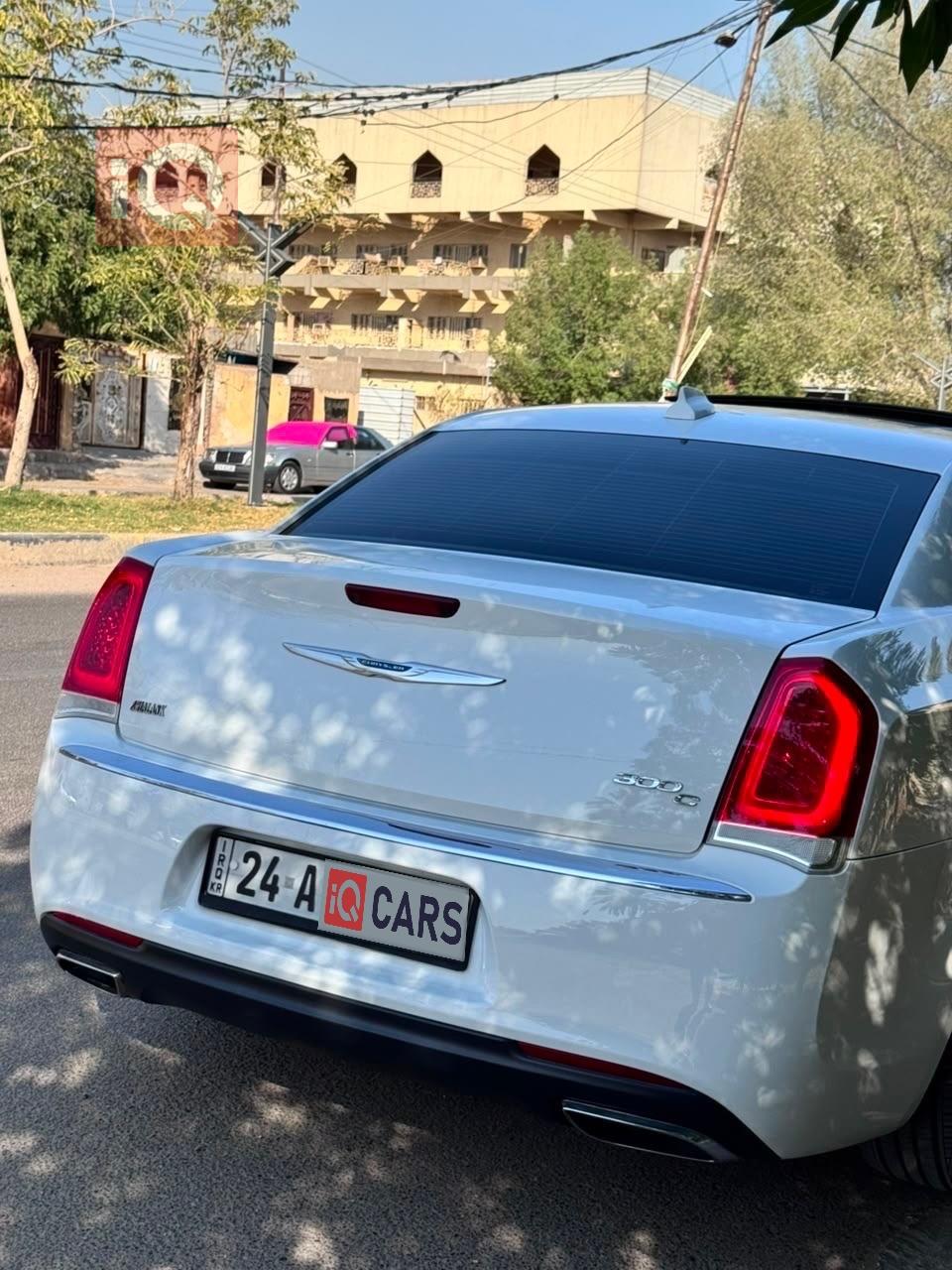 كرايسلر 300
